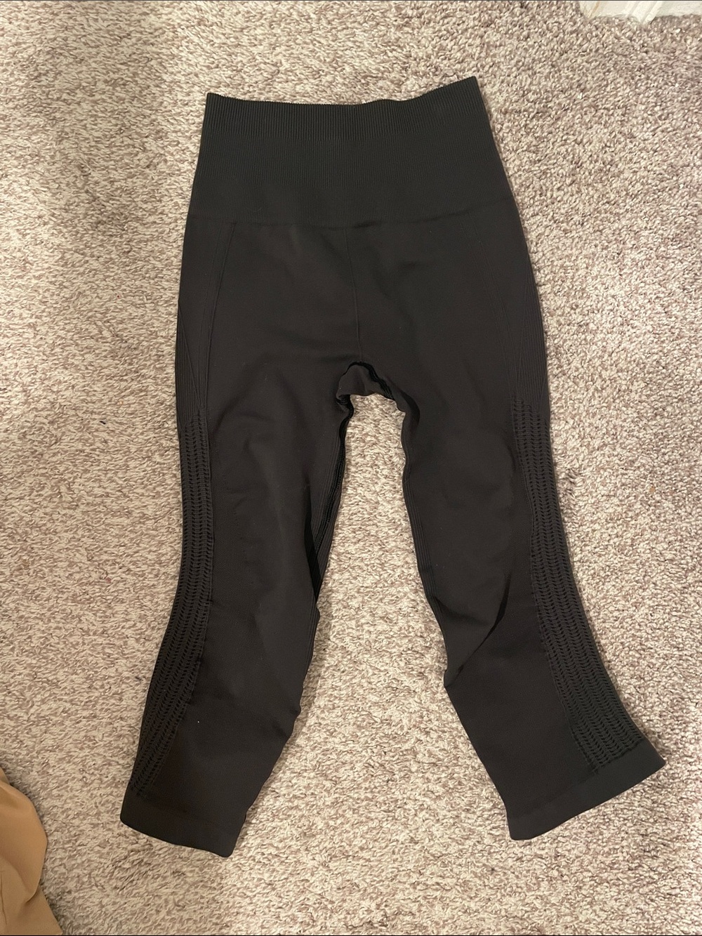 Lululemon charcoal black crop leggings size 2